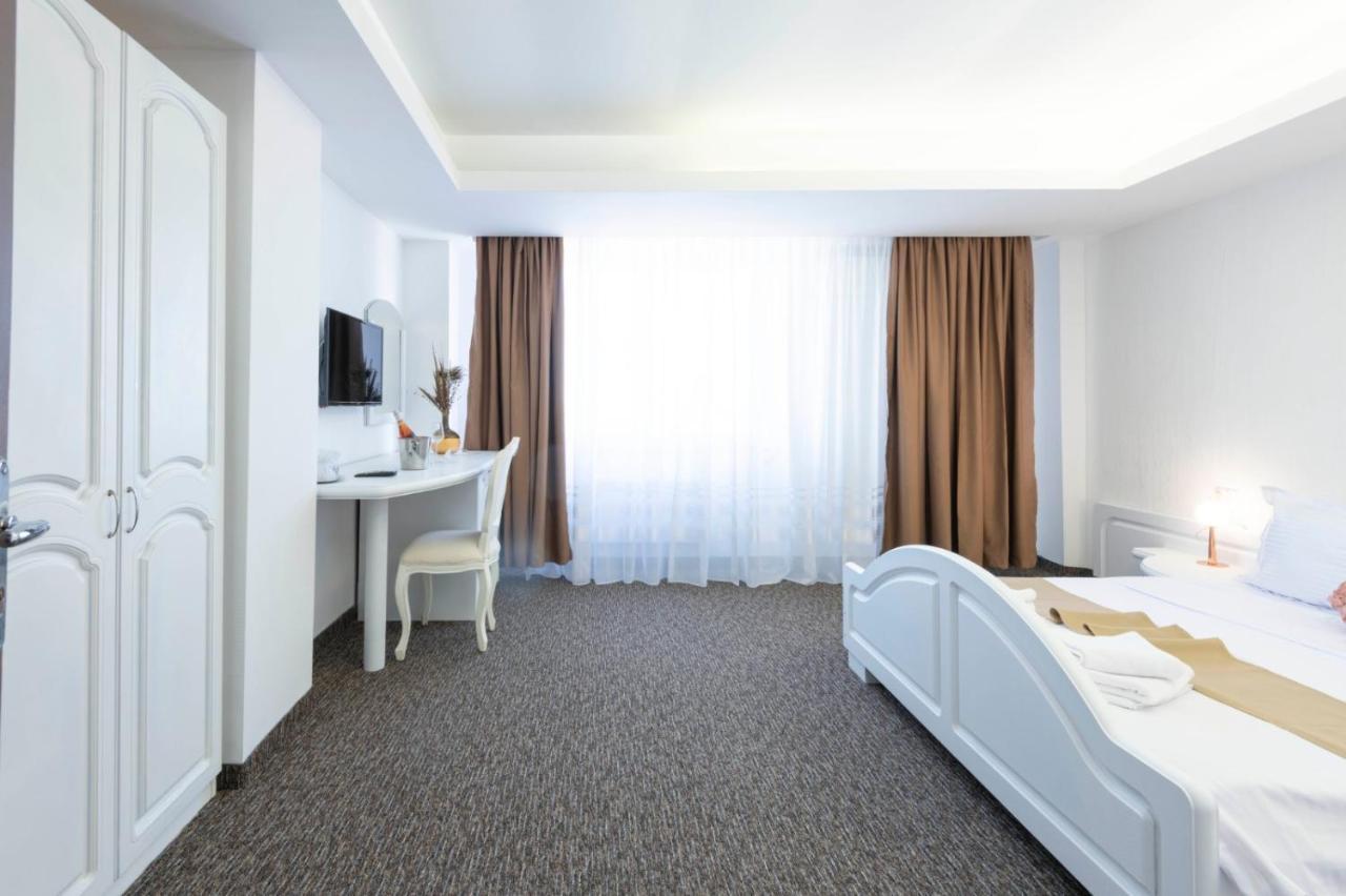 Hotel Randy Constanta Exterior photo